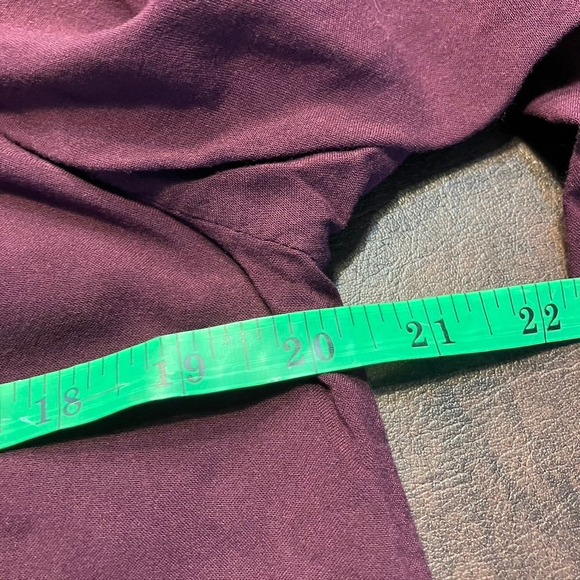 ARIAT Burgundy Long Sleeve Top with Lace Trim Womens Size‎ M - Picture 12 of 13